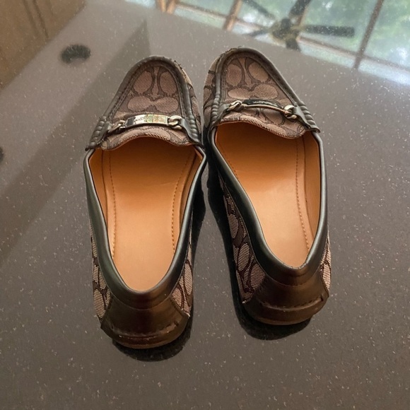 Coach Signature Loafer size 6 - Picture 4 of 8